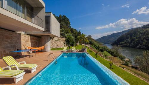 Vila Spa Douro Piscina e acesso privado rio Douro - Foto 1, Garden