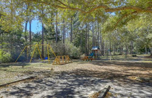 Waterfront Pine Knoll Shores Gem with Boat Dock - Foto 40