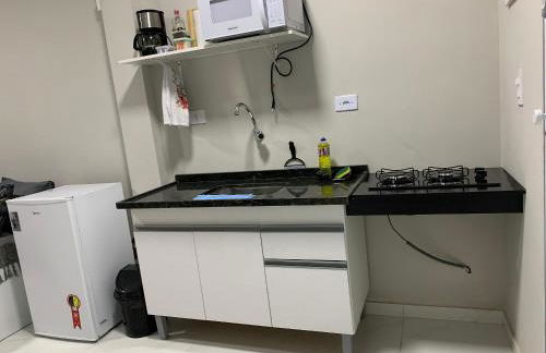 Ap Elegante e pratico com ar, ao lado do Aeroporto - Foto 6