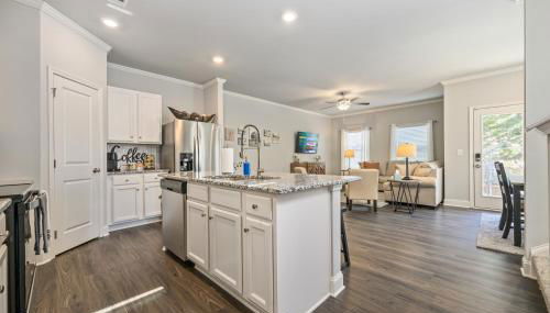 Stylish & Modern 3BR Home Near Chattahoochee River - Foto 2