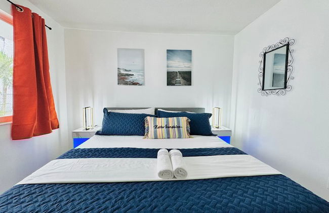 NEW Top Location King bed Free Parking - Foto 7