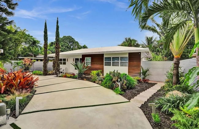 Buddha House 3BR 2BA Home -lush Backyard - Foto 18