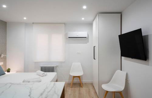 Estudio Deluxe en Jardines del Triunfo - Granada - Foto 31