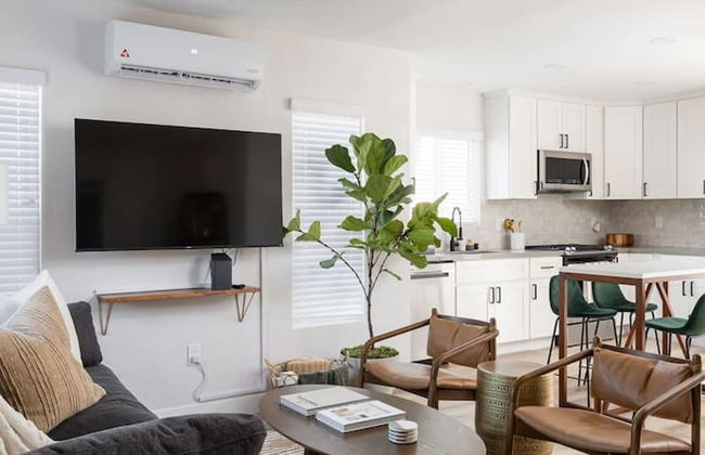 Cozy 2 BR Home With hot tub and Patio - Foto 1