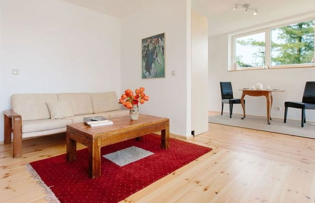 Bauhaus Holiday Apartment by the Lake - Foto 13