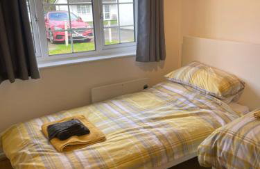 BumbleBee Lodge - Photo 12