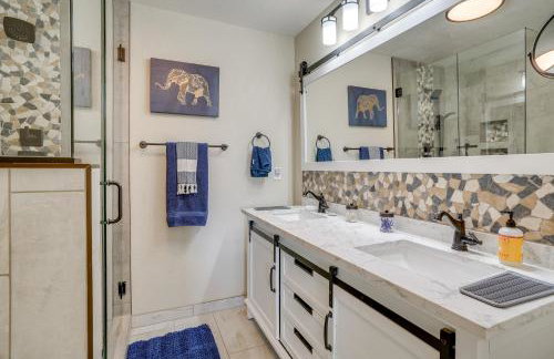 Backyard Oasis and Hot Tub Mtn-View Wickenburg Home - Photo 14