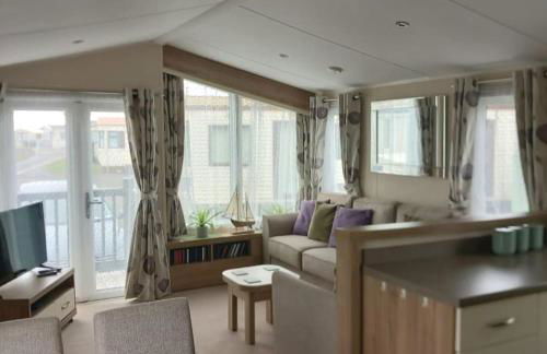 Lagooncombe modern and cosy holiday home - Foto 6