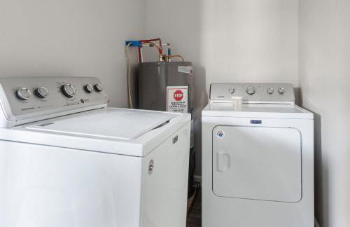 Cottontown 3BR - Mins to USC - Foto 36