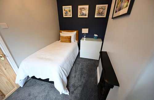 Wisteria Cottage Town Centre FREE PARKING - Foto 26