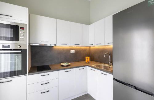 Elia Syros - Photo 38