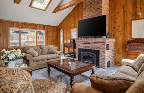 Lake house w/ indr pool and jacuzzi - Foto 63