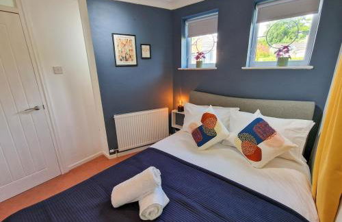 Free Parking Home In Gatley by City SuperHost - Photo 28