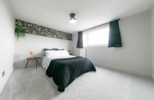 Beautifully styled Home with Garden - Foto 15