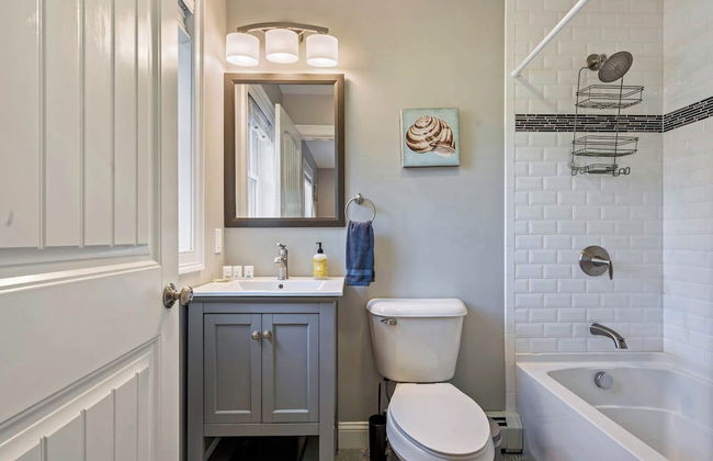 Tranquil Tides Home for 8! - Photo 13