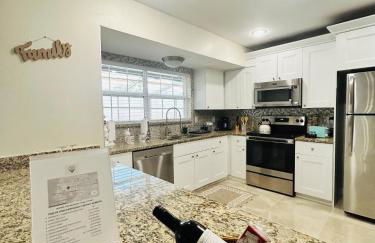 Vintage Family Scape + heated pool&discount - Foto 32