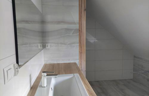 Greyówka dom kryty strzechą w Gardna Park - Foto 17