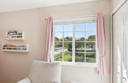 Newly Luxury Dream Home With 4 Bedroom 2 Full Bath, Full Body Massage Chair, 65Inch TV, Nice Deck, Fenced Backyard, Private Gym - Foto 11