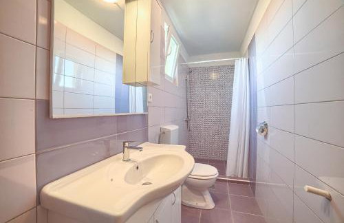 Cozy villa Paradiso with pool immersed in the greenery - Foto 13