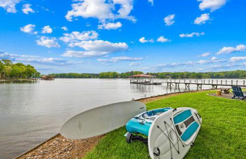 300 Degree Views, NEW HotTub, Firepit, Lighthouse - Foto 10