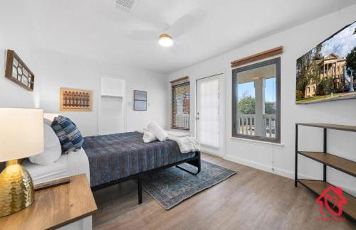 Georgian Oasis with Private Pool - An Irvie Home - Foto 9