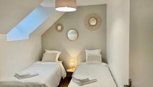 Émeraude Lumineux T3 au cœur du village, à 5 min des plages - Foto 2