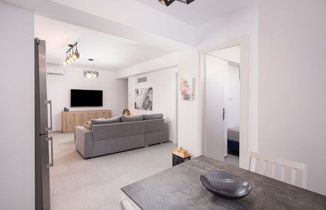 Hosting Moments Semi Basement Apartment - Foto 12