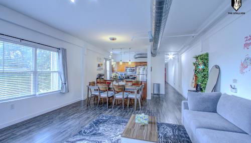 The Stallion #305 - Walk to Attractions - Modern Spacious 1BD Loft in Memphis Downtown - Foto 5