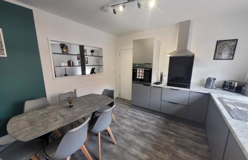 Luke Stays - Parsons Gardens - Foto 10