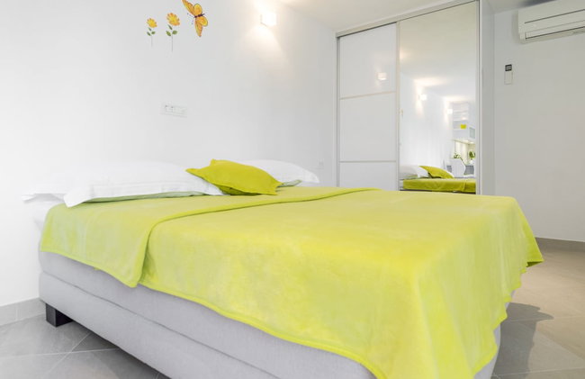 Apartmani Nikolina - Photo 2