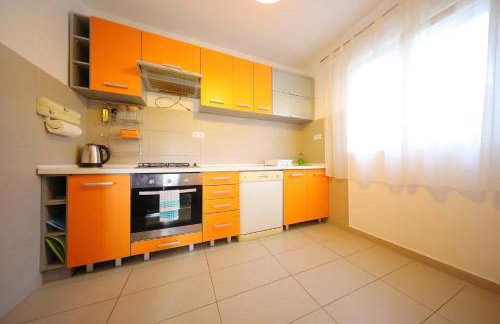 Apartments by the sea Molat - 18433 - Photo 11