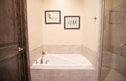 Vacation Station Private Hot Tub - Foto 15