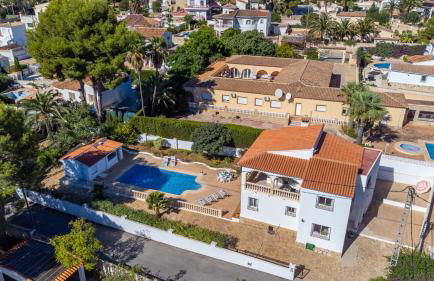 Villa Watsi - PlusHolidays - Photo 37