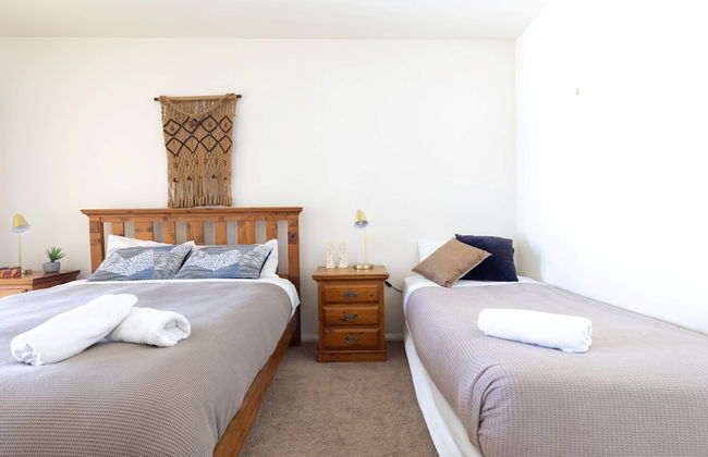 River Views on Renown - Photo 5