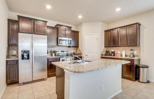 Family Friendly! 2-Story Home Near Georgetown Sq - Foto 2