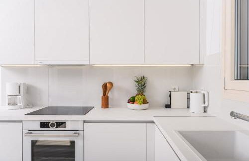 BeachSide Escape Apartments - Photo 3