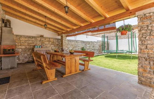 Gorgeous Home In Peruski With Wifi - Foto 4