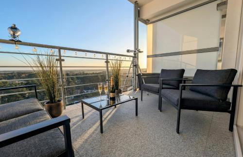 Royal Suite, 50 meters to Beach, 10th Floor, Panoramic View, Parking, Porta Mare Active & Spa - Foto 8