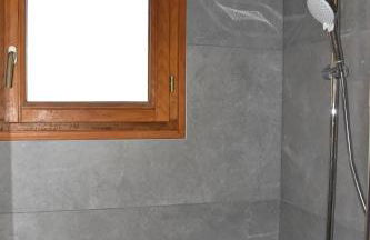 Appartement 6 places aux pieds des pistes avec piscine, wifi et parking privé, salle de bain refaite à neuf - Foto 38