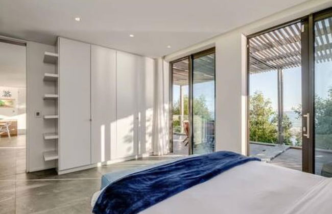 Unique Camps Bay Apartment w Private Pool Coral Sea - Foto 25