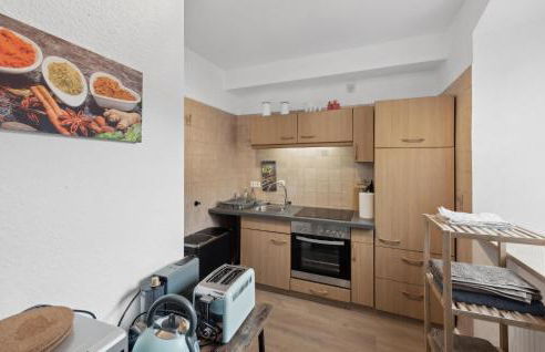 2 Bedroom Awesome Apartment In Malberg - Photo 5