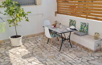 Trullo Serenità Retreat with relaxing pool area - Foto 17