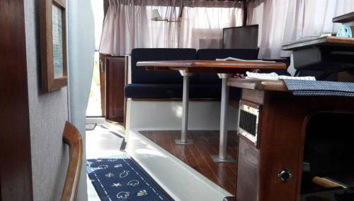 Waterfront 32' Bayliner Yacht - Photo 5