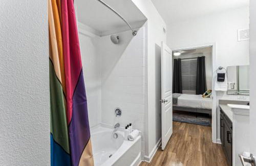 2 BD Luxe Oasis, Near The Star and Shops - Foto 24