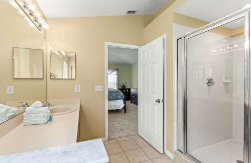 Tropical Oasis on Hypolita - Photo 37