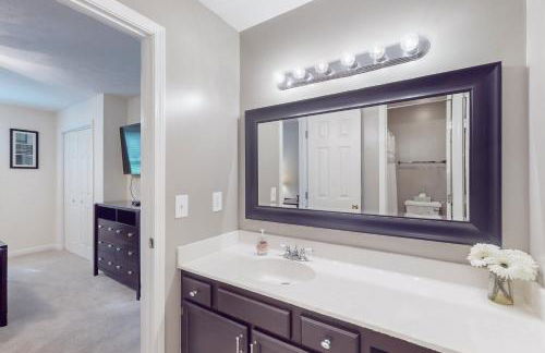 Balcony and Pool Access Longs Cozy Haven - Foto 16