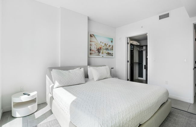 Amazing Apartments with city Views - Photo 21