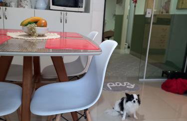 Casa térrea lindamente decorada e climatizada - Foto 2