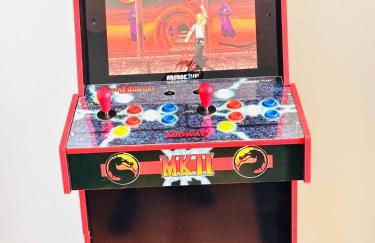 Lion of the Beach - Photo 28