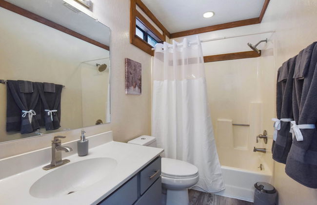 Valley View Bliss Nearby Bike Trails & Beach - Photo 11